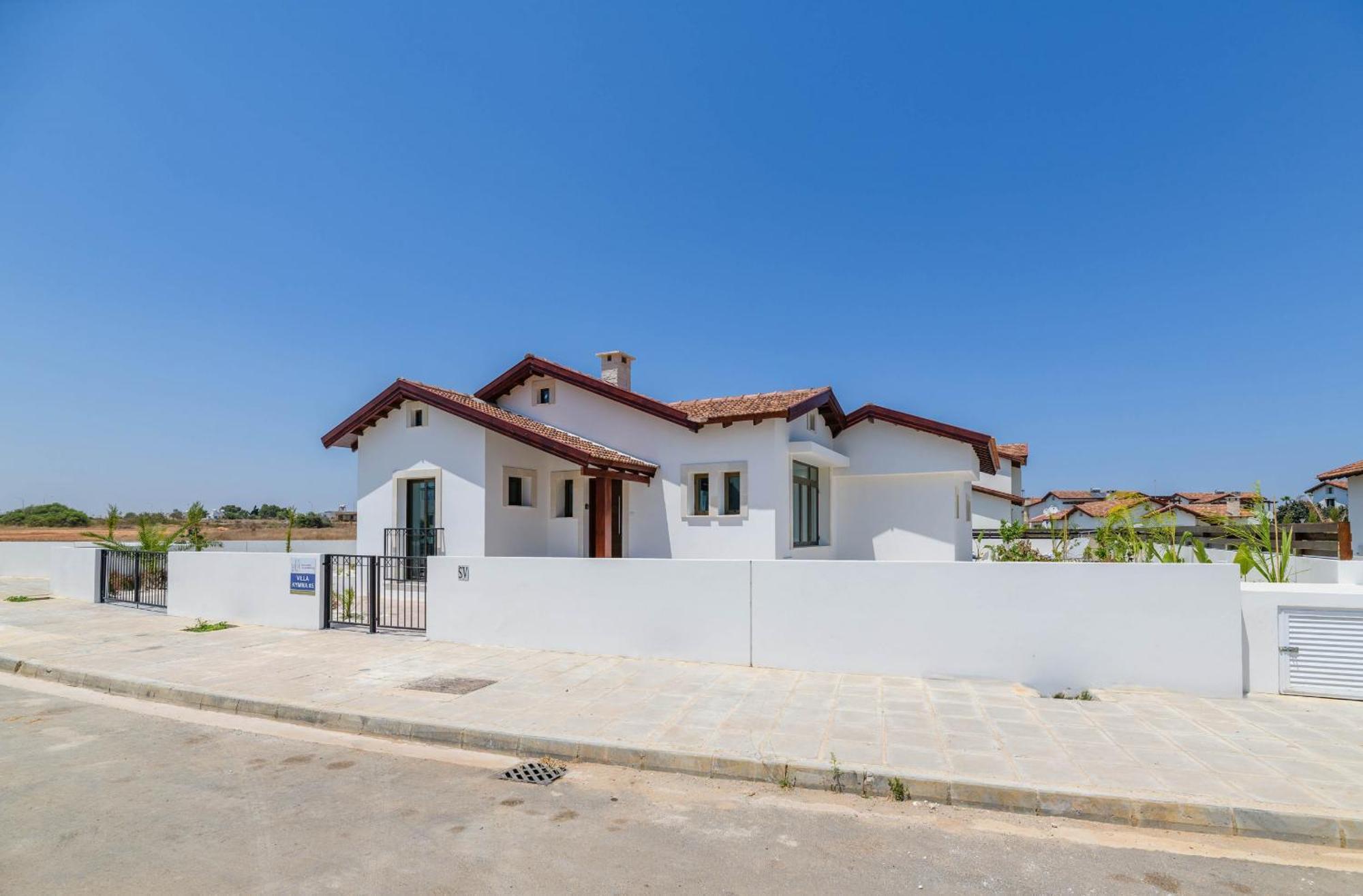 Kymma Villa #16 Ajía Nápa Szoba fotó